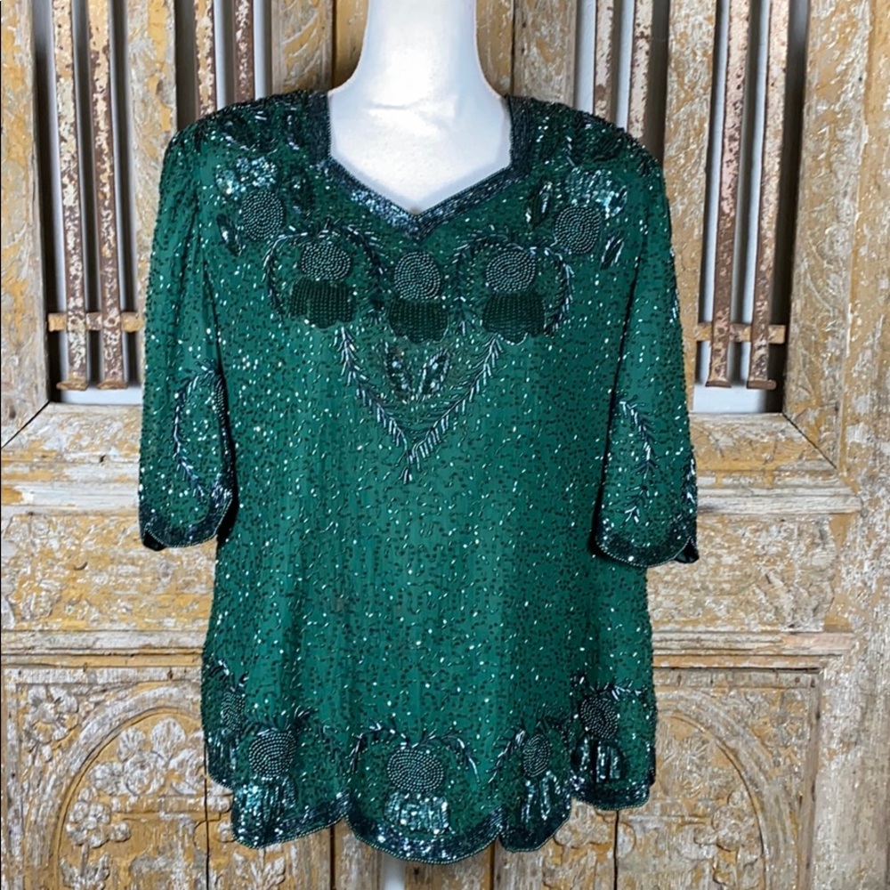 CREATIVE TOUCH VINTAGE EMERALD BEADED TOP 1 X